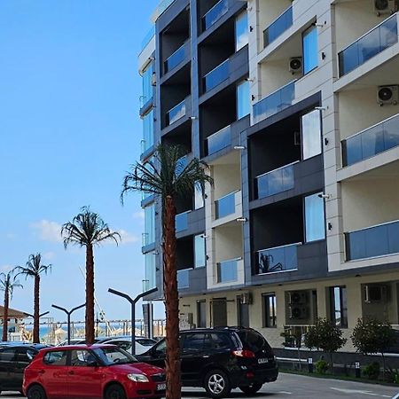 Luxury Aparthotel Promenada In Building Stefan Prima Linie La Mare Năvodari Екстериор снимка